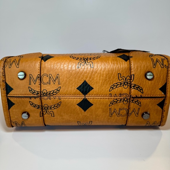 NWT MCM Small Munchen Tote In Visetos Monogram Canvas W Nappa Leather Trim - Picture 7 of 11